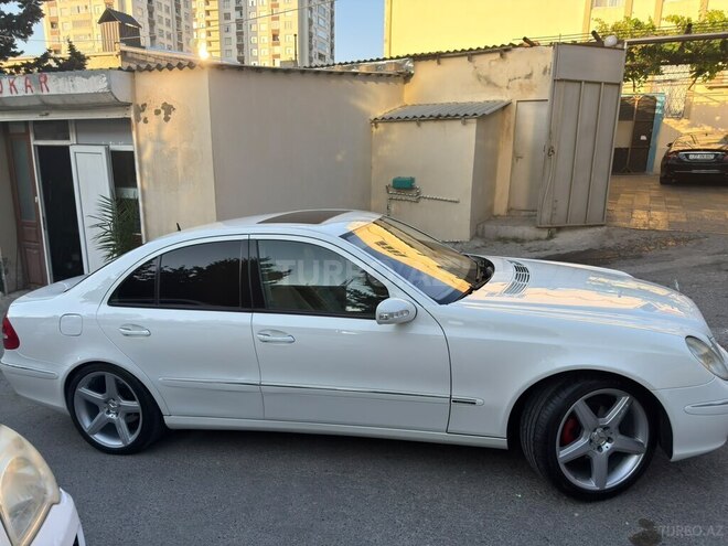 Mercedes E 320-3