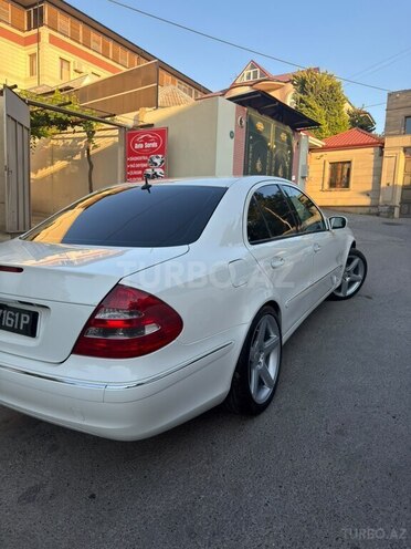 Mercedes E 320-5