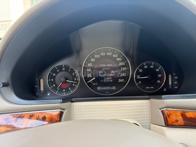 Mercedes E 320-10