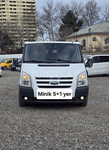 Ford Transit-1