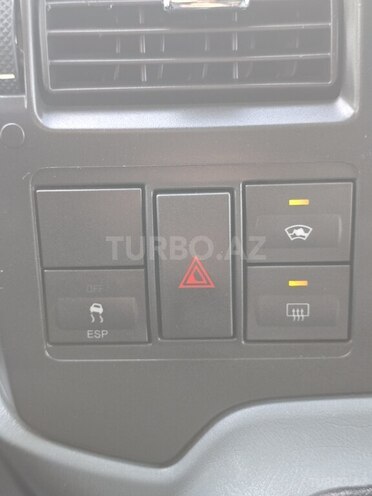 Ford Transit-9