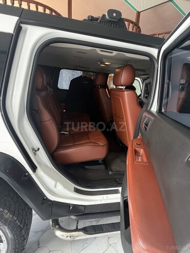 Hummer H2-16