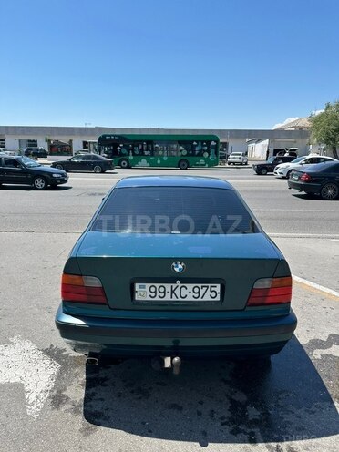 BMW 318-3