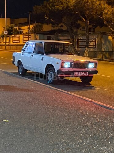 LADA (VAZ) 2107-5