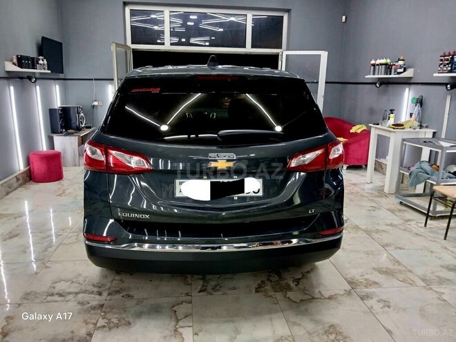 Chevrolet Equinox-2