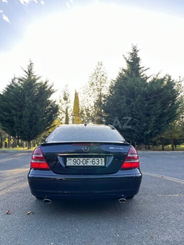 Mercedes E 240-6