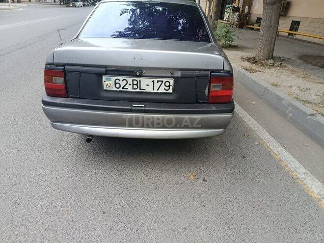 Opel Vectra-2