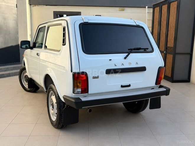 LADA (VAZ) Niva-2