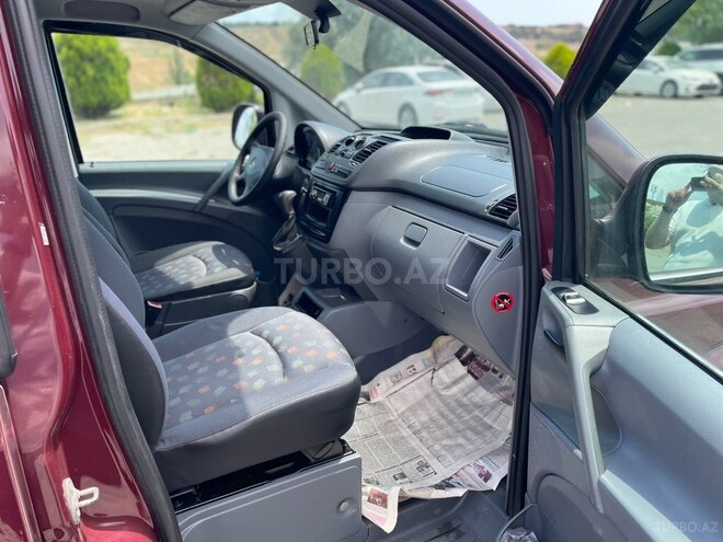 Mercedes Vito-12
