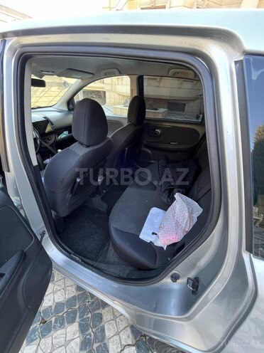 Nissan Note-6
