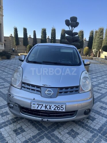 Nissan Note-1