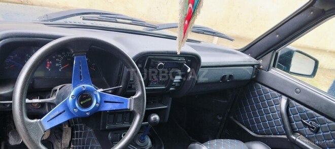 LADA (VAZ) Niva-3