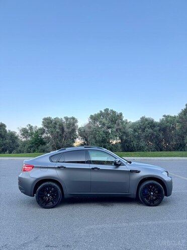 BMW X6 M-8