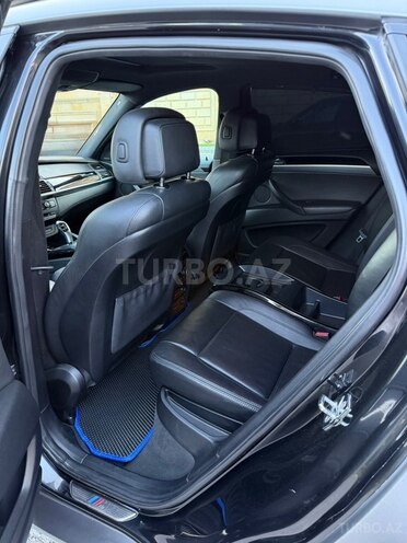BMW X6 M-12
