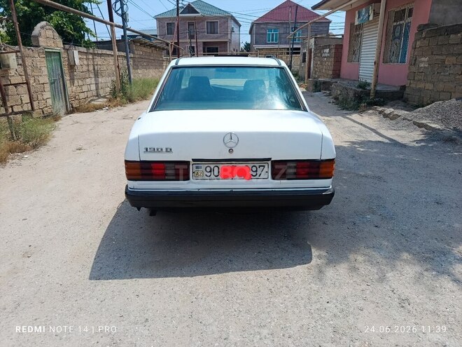 Mercedes 190-2
