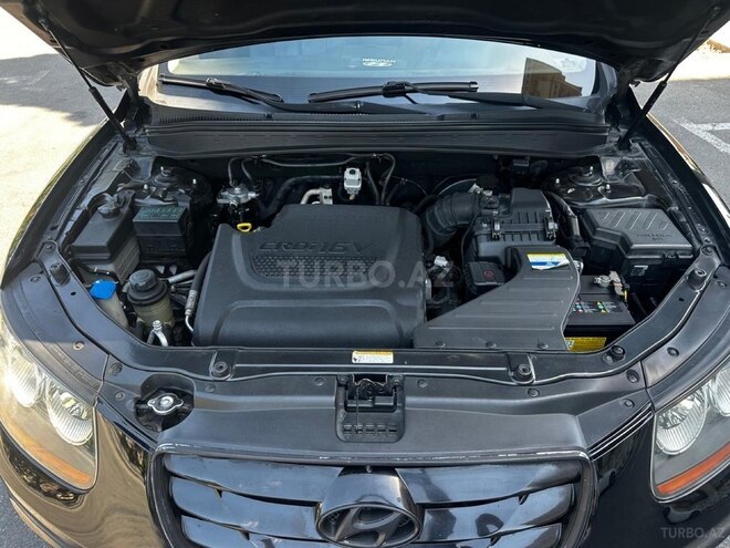 Hyundai Santa Fe-13