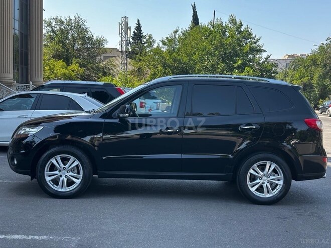 Hyundai Santa Fe-16