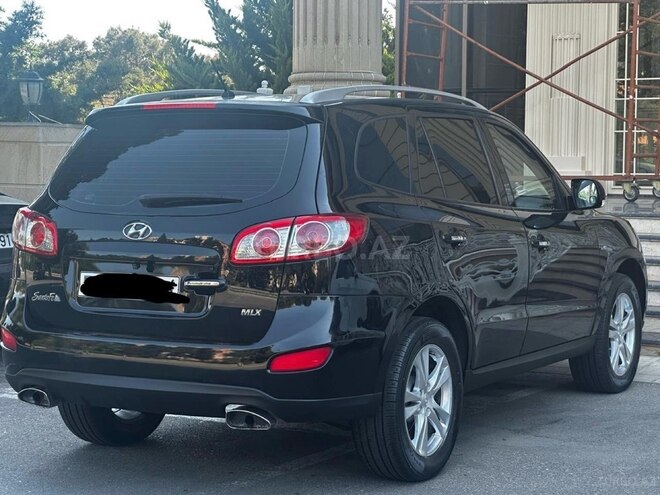 Hyundai Santa Fe-19