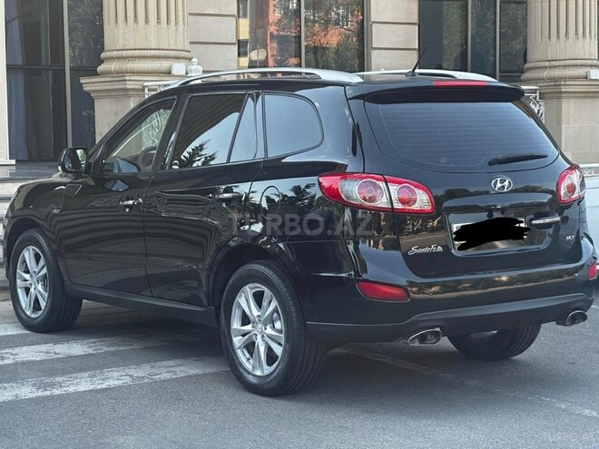 Hyundai Santa Fe-18