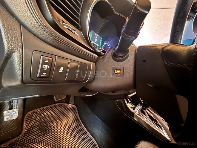 Kia K5-8