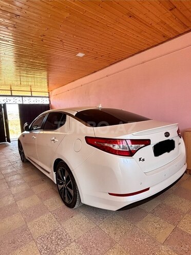 Kia K5-3