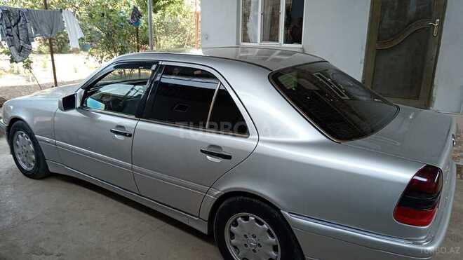 Mercedes C 230-8