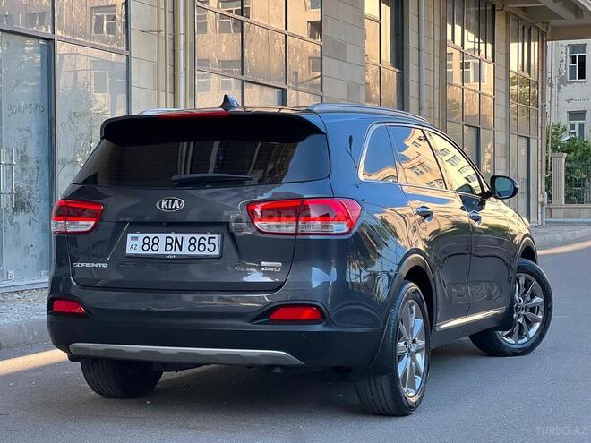 Kia Sorento-4