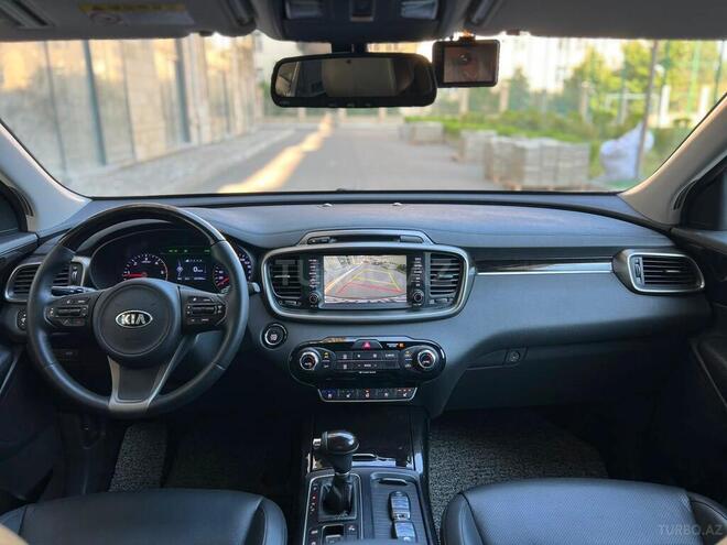 Kia Sorento-10