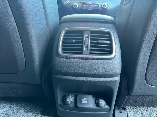 Kia Sorento-18