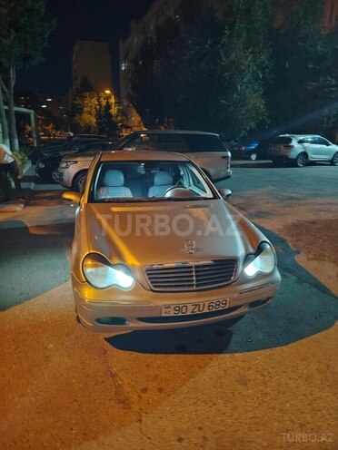 Mercedes C 200-4