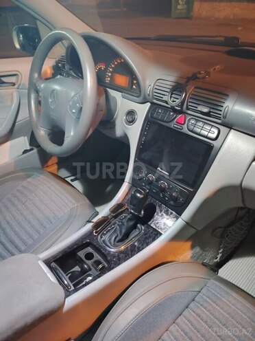 Mercedes C 200-8