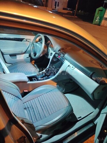 Mercedes C 200-6