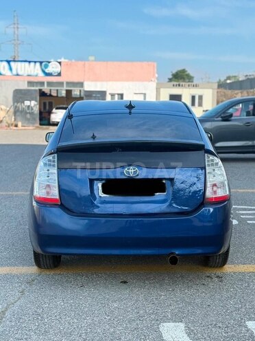Toyota Prius-9