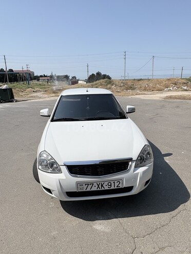LADA (VAZ) Priora-1