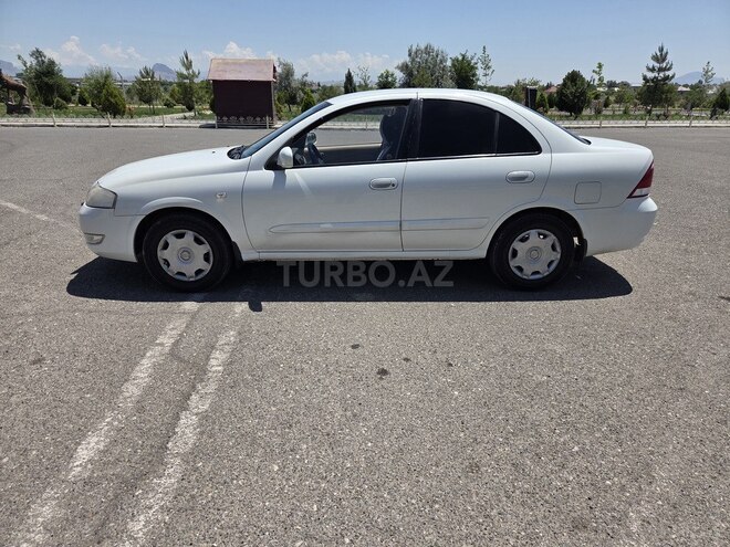 Nissan Sunny-5