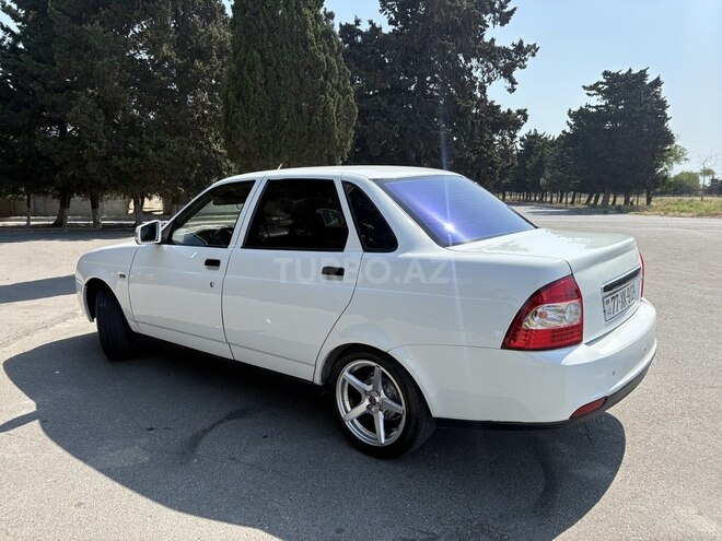 LADA (VAZ) Priora-8