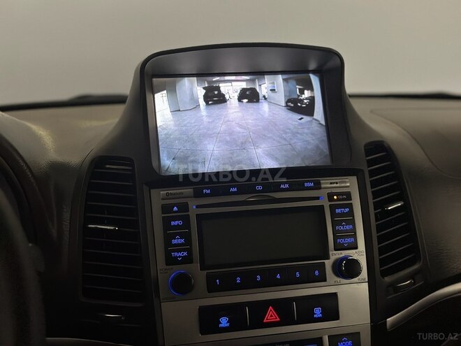 Hyundai Santa Fe-24