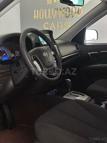 Hyundai Santa Fe-11
