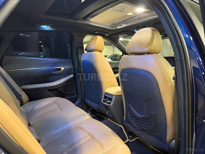 Hyundai Sonata-16