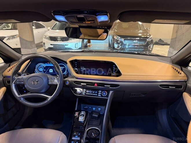 Hyundai Sonata-17
