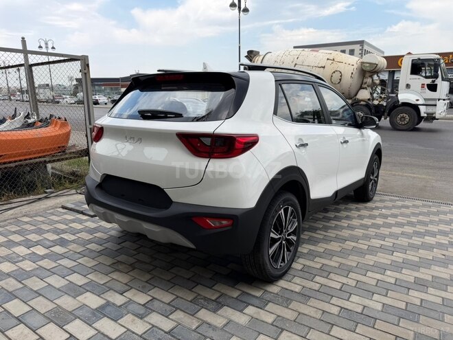 Kia KX1-8
