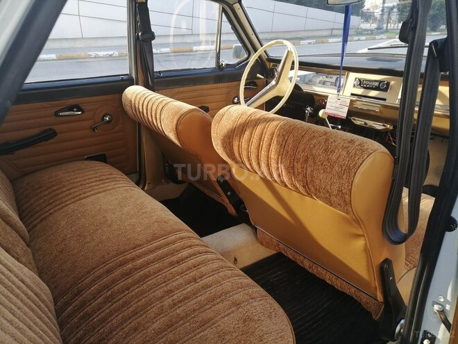 GAZ 24 "Volga"-7