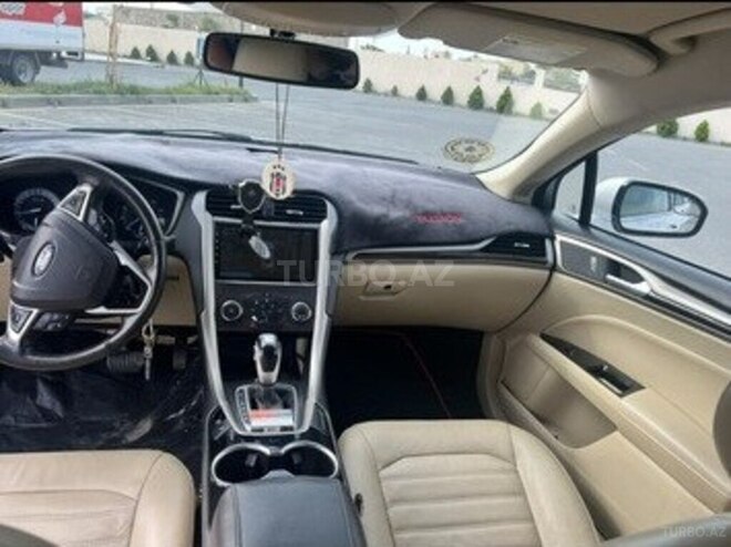 Ford Fusion (North America)-3