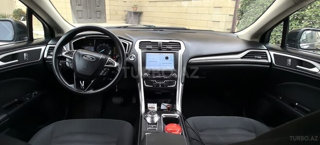 Ford Fusion (North America)-5
