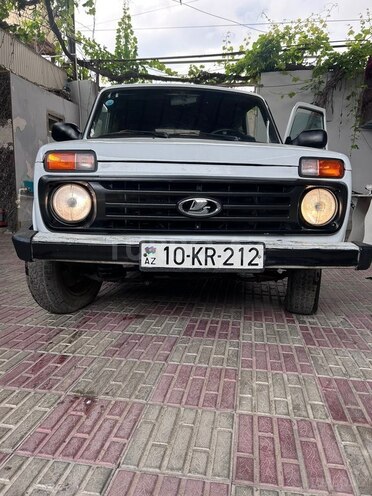 LADA (VAZ) Niva-1