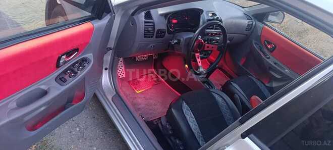 Hyundai Accent-4