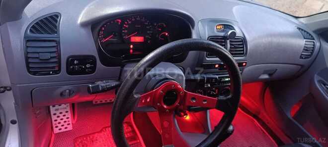 Hyundai Accent-5