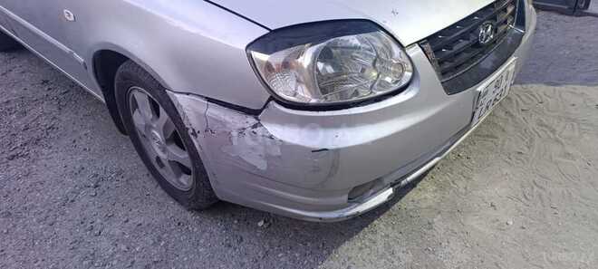 Hyundai Accent-8