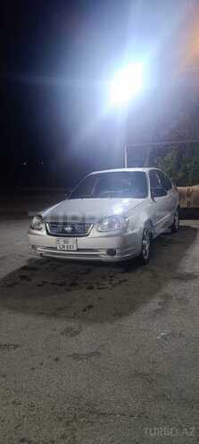 Hyundai Accent-1