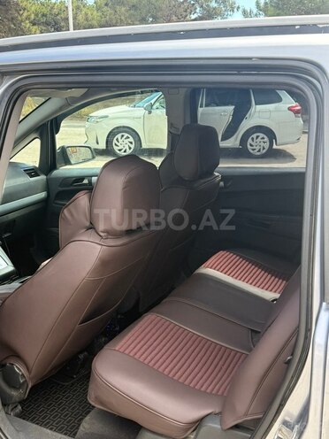 Opel Zafira-6